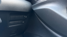 Toyota Yaris 1.5 Hybrid Icon 5dr CVT Hybrid Hatchback